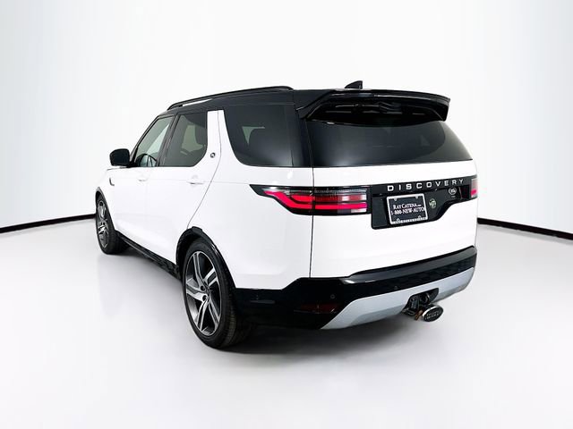 Used 2023 Land Rover Discovery Metropolitan Edition image 7