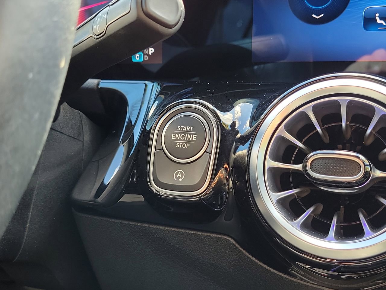 Certified 2024 Mercedes-Benz GLA 250 GLA 250 image 18