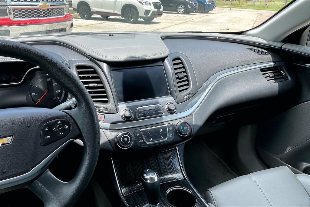 Used 2019 Chevrolet Impala LS FWD image 9