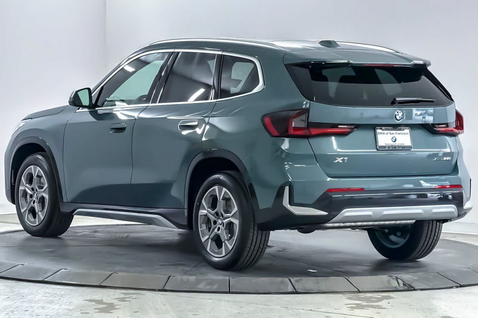 New 2026 BMW X1 xDrive28i w/ Technology Package AWD/4WD image 6