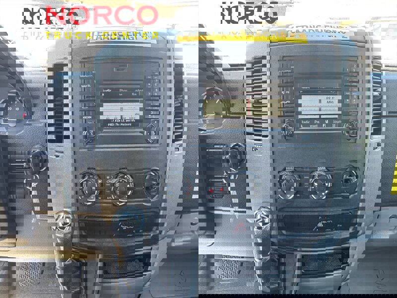 Used 2018 Mercedes-Benz Sprinter 2500 image 23