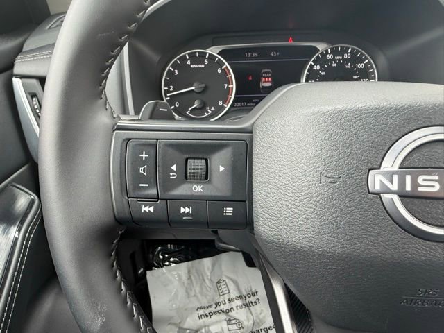 Certified 2025 Nissan Rogue SV image 14