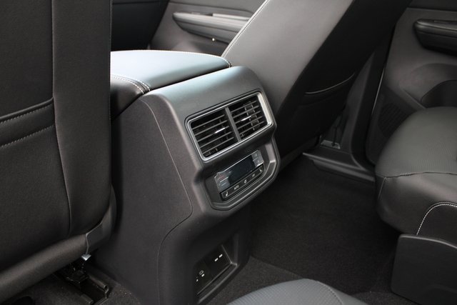 New 2026 Volkswagen Atlas SEL Premium R-Line image 8