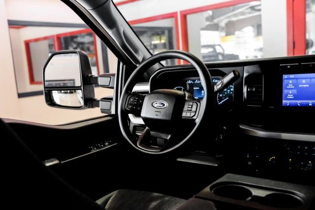 Used 2024 Ford F250 XLT image 14