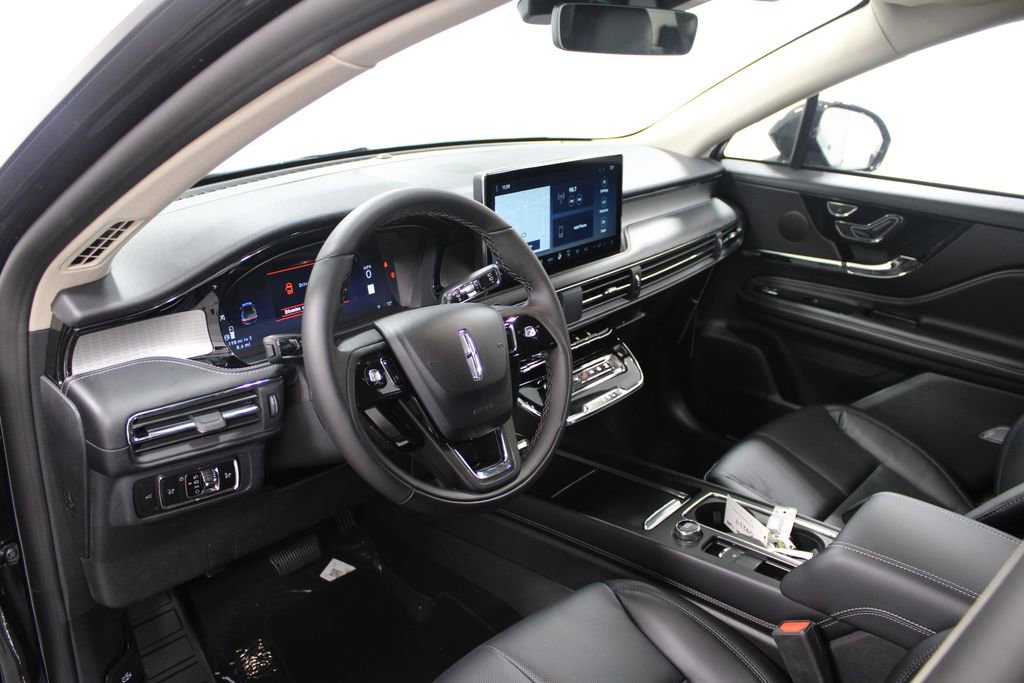 New 2026 Lincoln Corsair Premiere image 23
