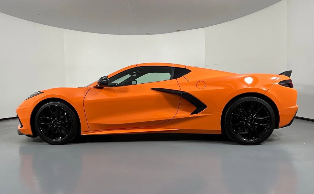 Used 2023 Chevrolet Corvette Stingray Preferred Cpe w/ Z51 Performance Package image 4