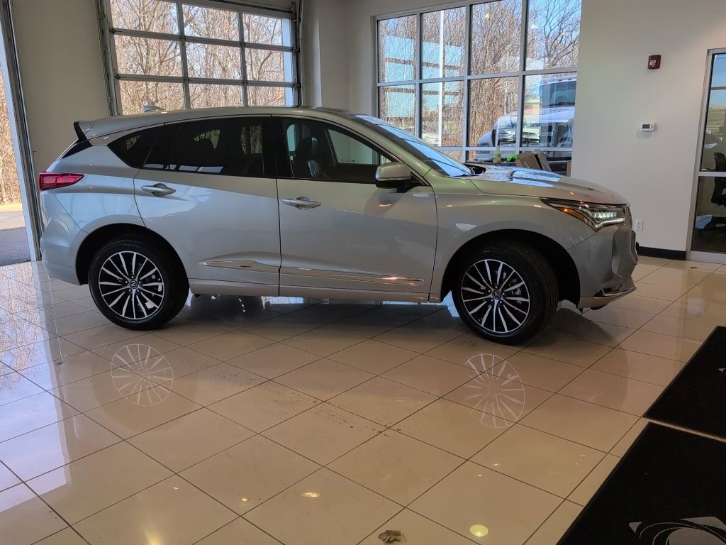 Certified 2025 Acura RDX SH-AWD w/ Advance Package image 6