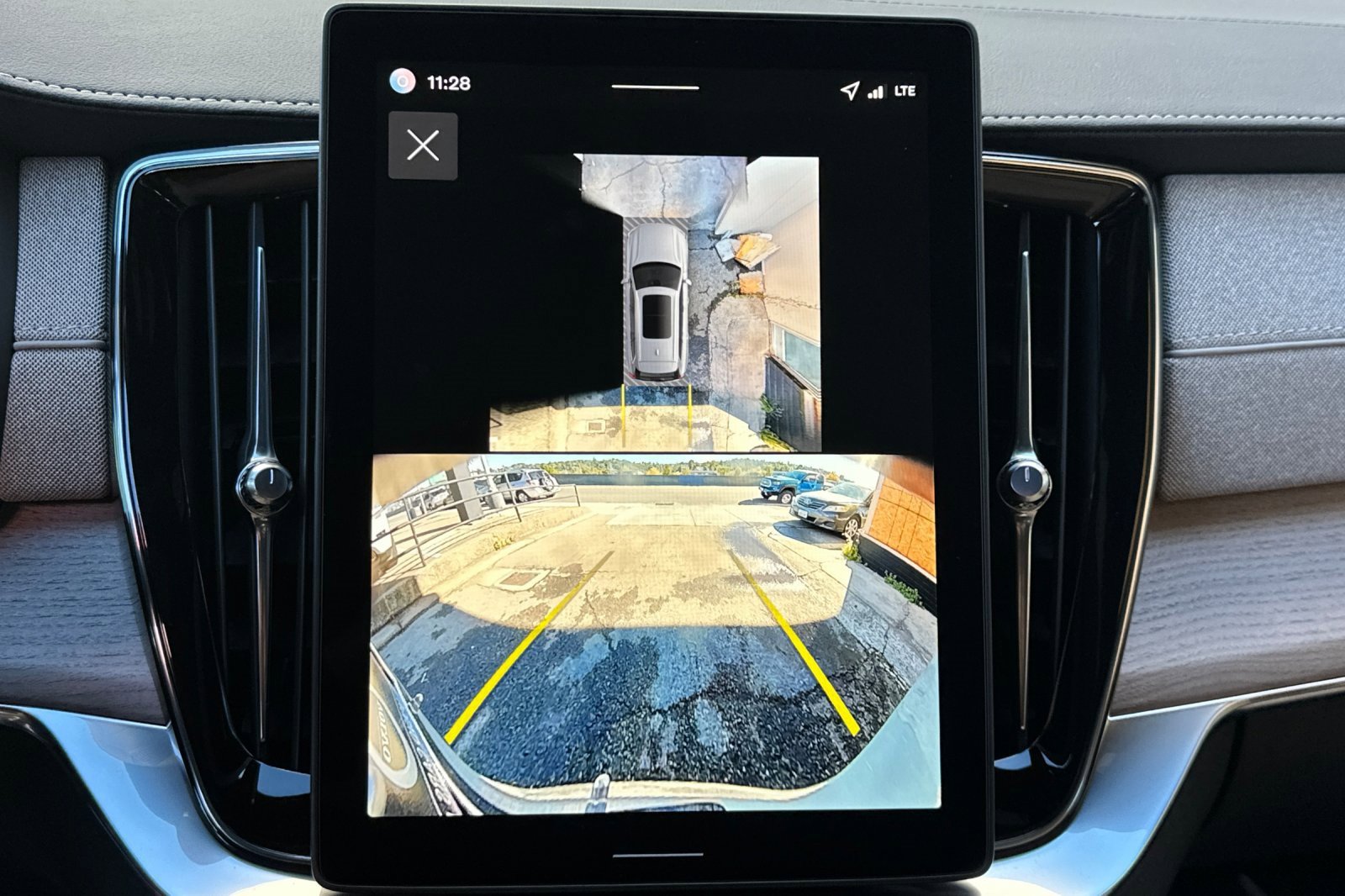 New 2026 Volvo XC90 T8 Plus image 22