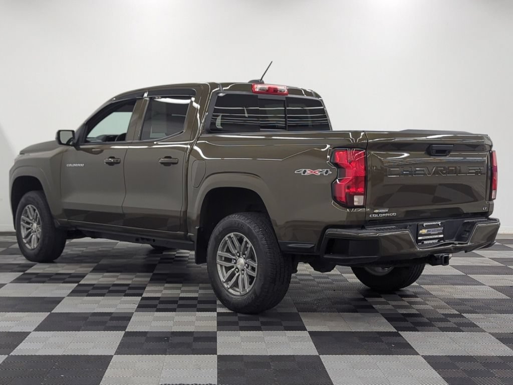 Used 2024 Chevrolet Colorado LT w/ LT Convenience Package AWD/4WD image 5