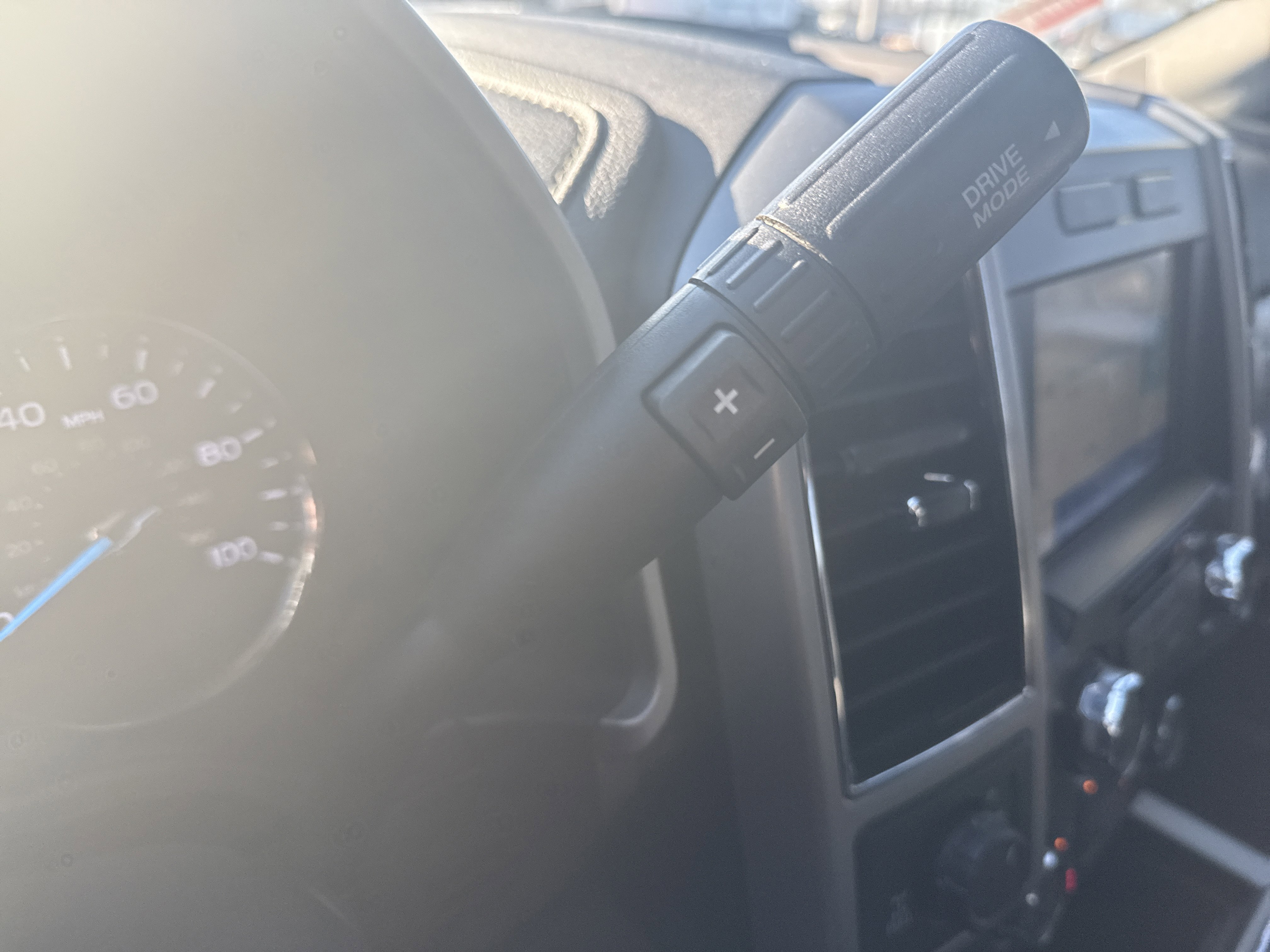 Used 2021 Ford F350 Lariat w/ Chrome Package image 23