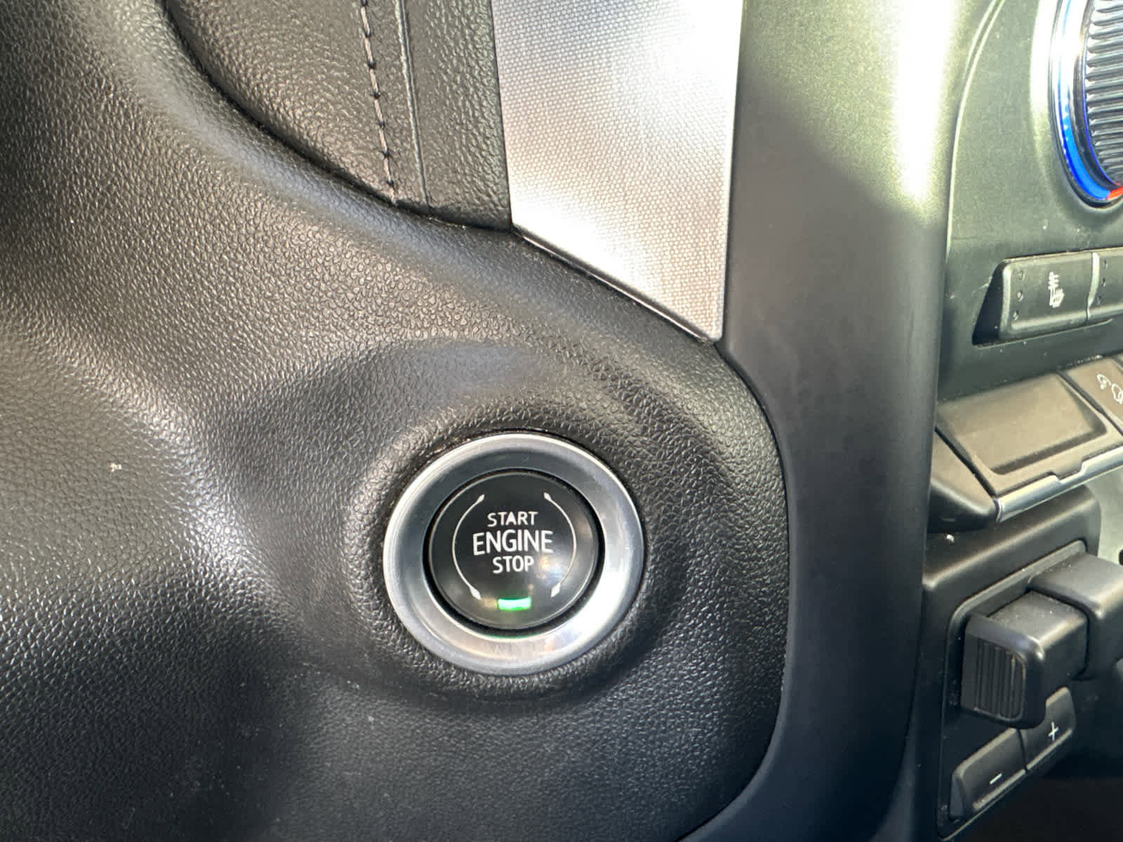 Used 2021 GMC Sierra 2500 SLE w/ SLE Convenience Package image 21