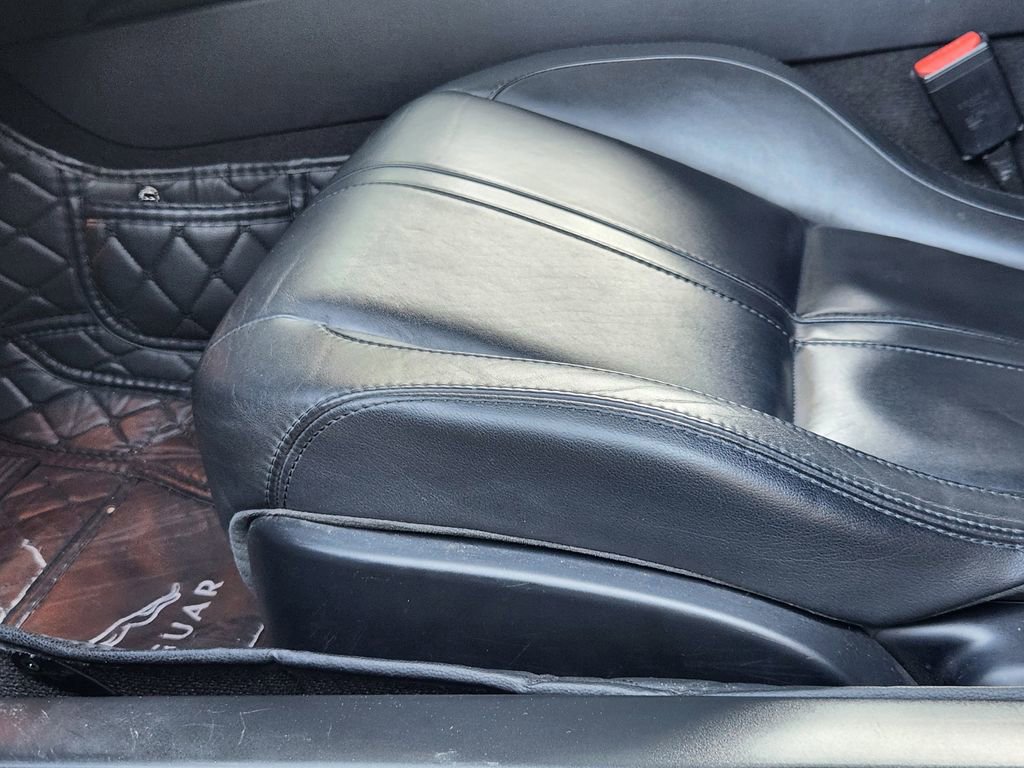 Used 2014 Jaguar F-TYPE S image 27