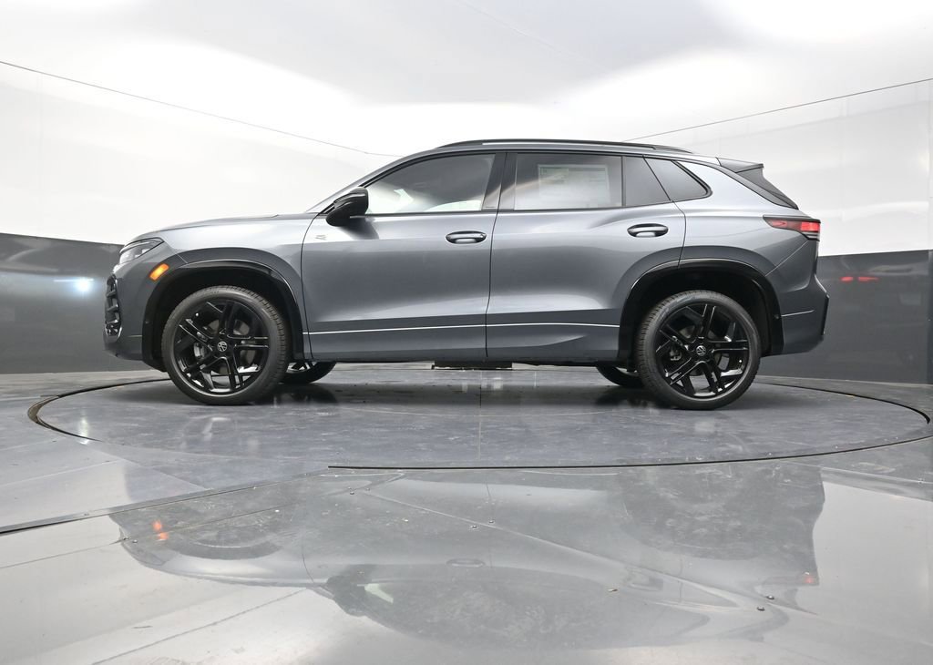 New 2026 Volkswagen Tiguan SE R-Line image 22