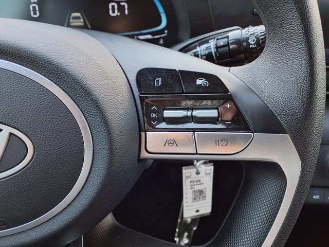 Used 2026 Hyundai Elantra SE FWD image 13