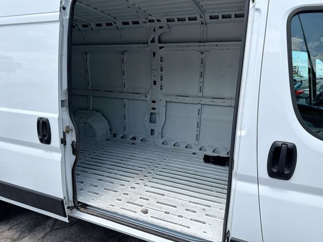 Used 2023 RAM ProMaster 2500 FWD image 31