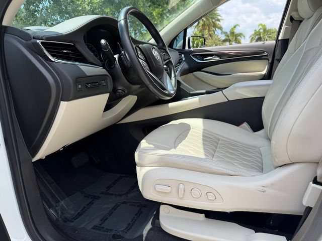 Used 2024 Buick Enclave Avenir w/ Avenir Technology Package AWD/4WD image 11