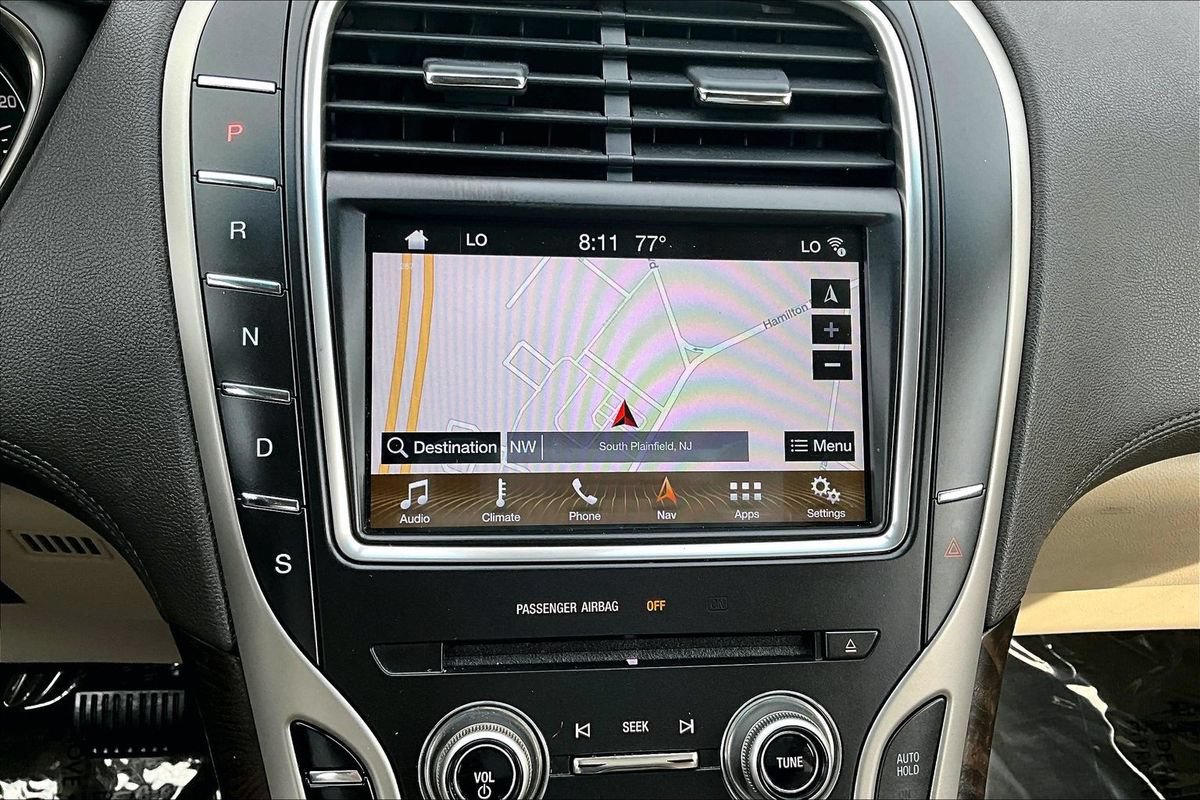 Used 2016 Lincoln MKX Select w/ Select Plus Package AWD/4WD image 25