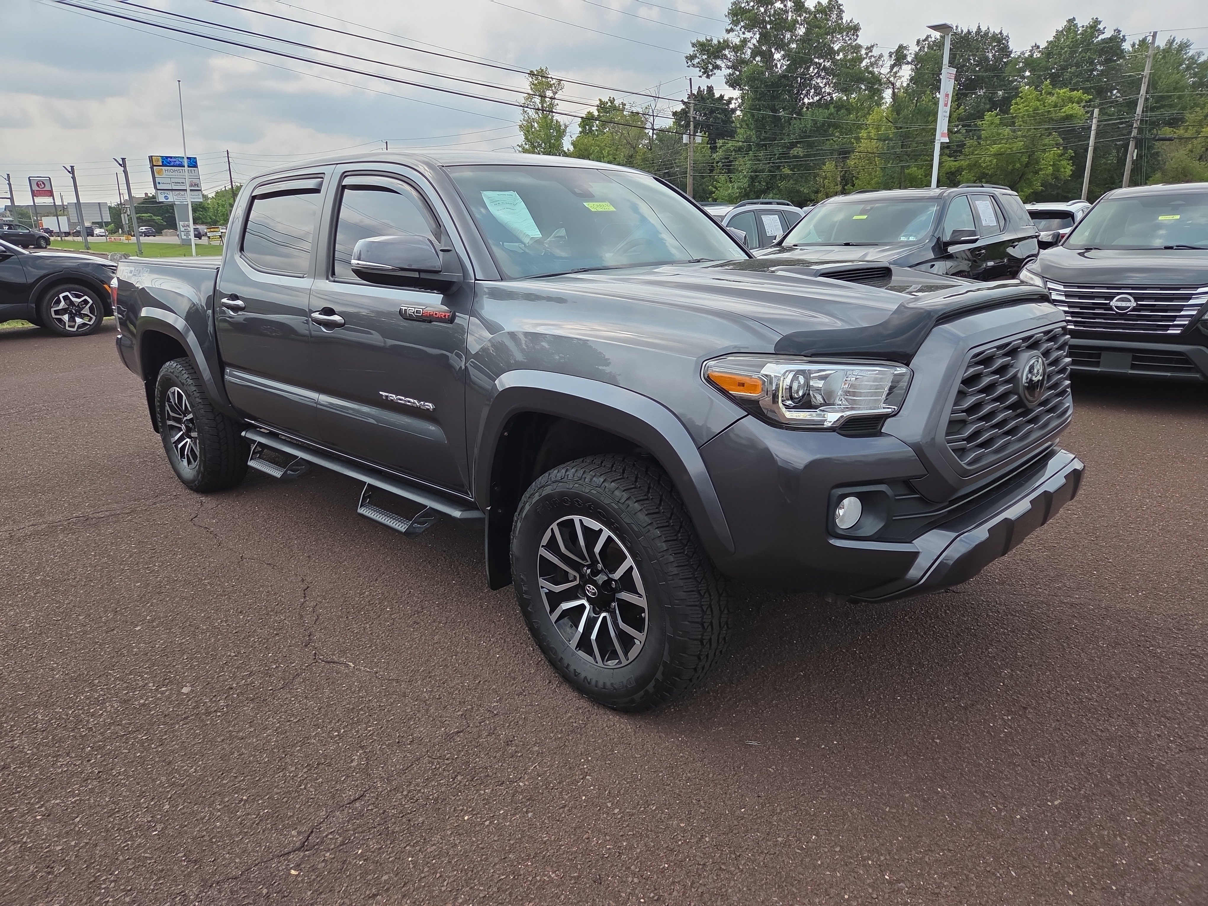 Certified 2021 Toyota Tacoma TRD Sport AWD/4WD image 1