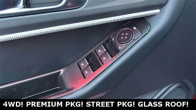 New 2026 Ford Explorer ST-Line w/ ST-Line Street Pack image 24