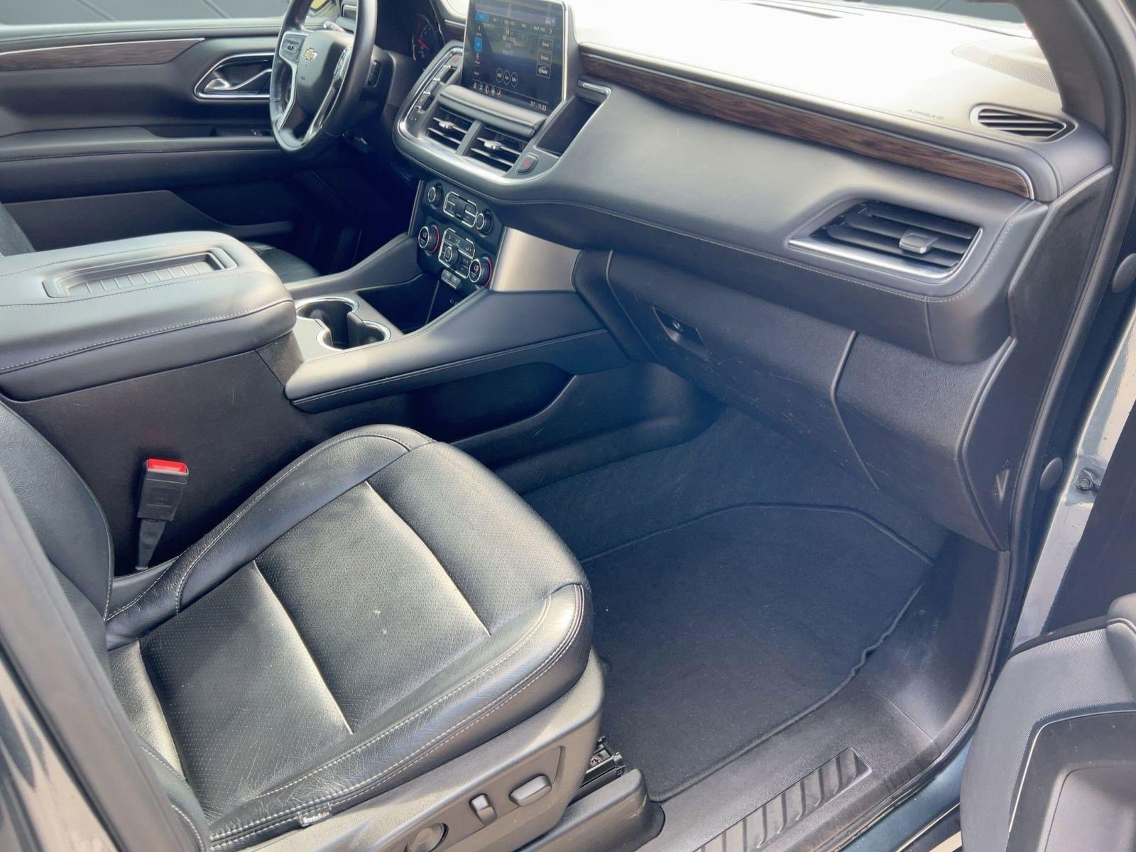 Certified 2021 Chevrolet Suburban LS w/ Driver Alert Package image 31