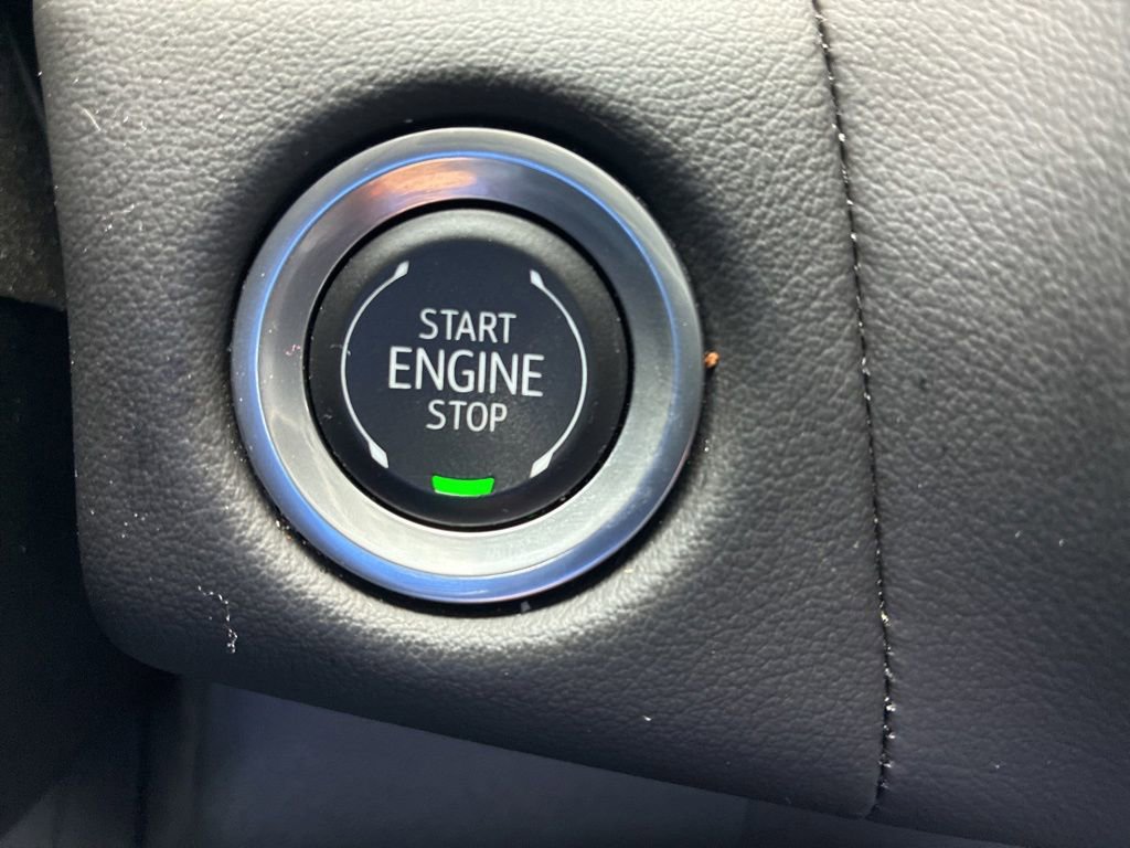 Used 2024 Chevrolet Tahoe LS w/ Driver Alert Package RWD image 13