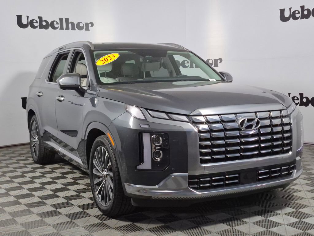Used 2023 Hyundai Palisade Calligraphy w/ Cargo Package image 1