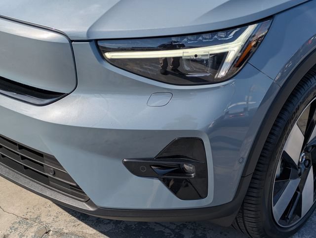 Certified 2023 Volvo C40 P8 Recharge Ultimate AWD/4WD image 9