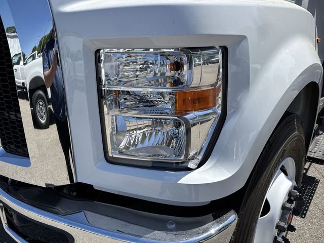 New 2027 Ford F750 2WD Regular Cab Super Duty image 11