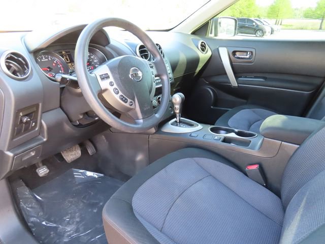 Used 2013 Nissan Rogue SV image 16