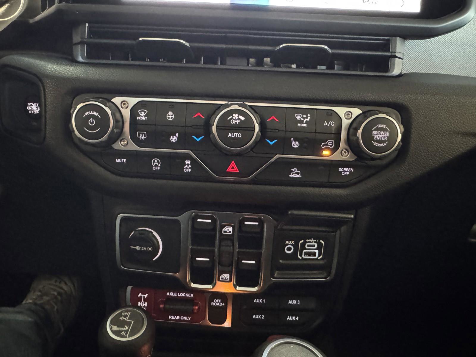 New 2026 Jeep Gladiator Willys image 13