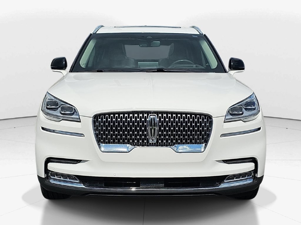 Used 2022 Lincoln Aviator Reserve w/ Equipment Group 201A AWD/4WD image 12