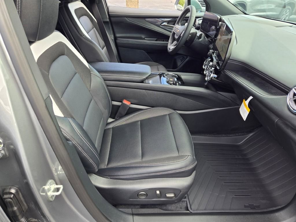 New 2026 Chevrolet Blazer EV LT image 4