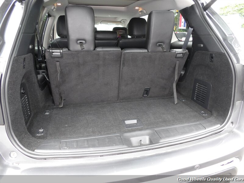 Used 2019 Nissan Pathfinder Platinum AWD/4WD image 29