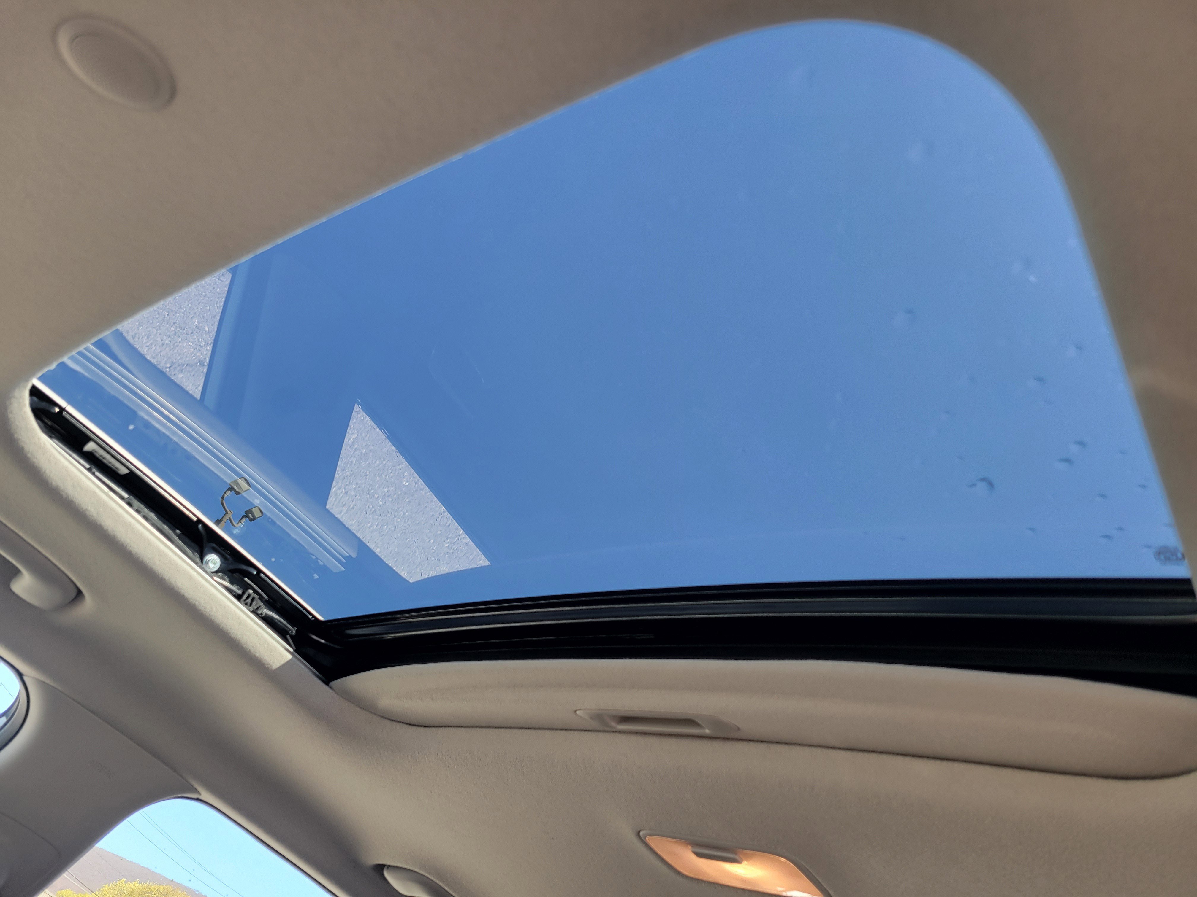 Certified 2024 Hyundai Venue SEL image 9