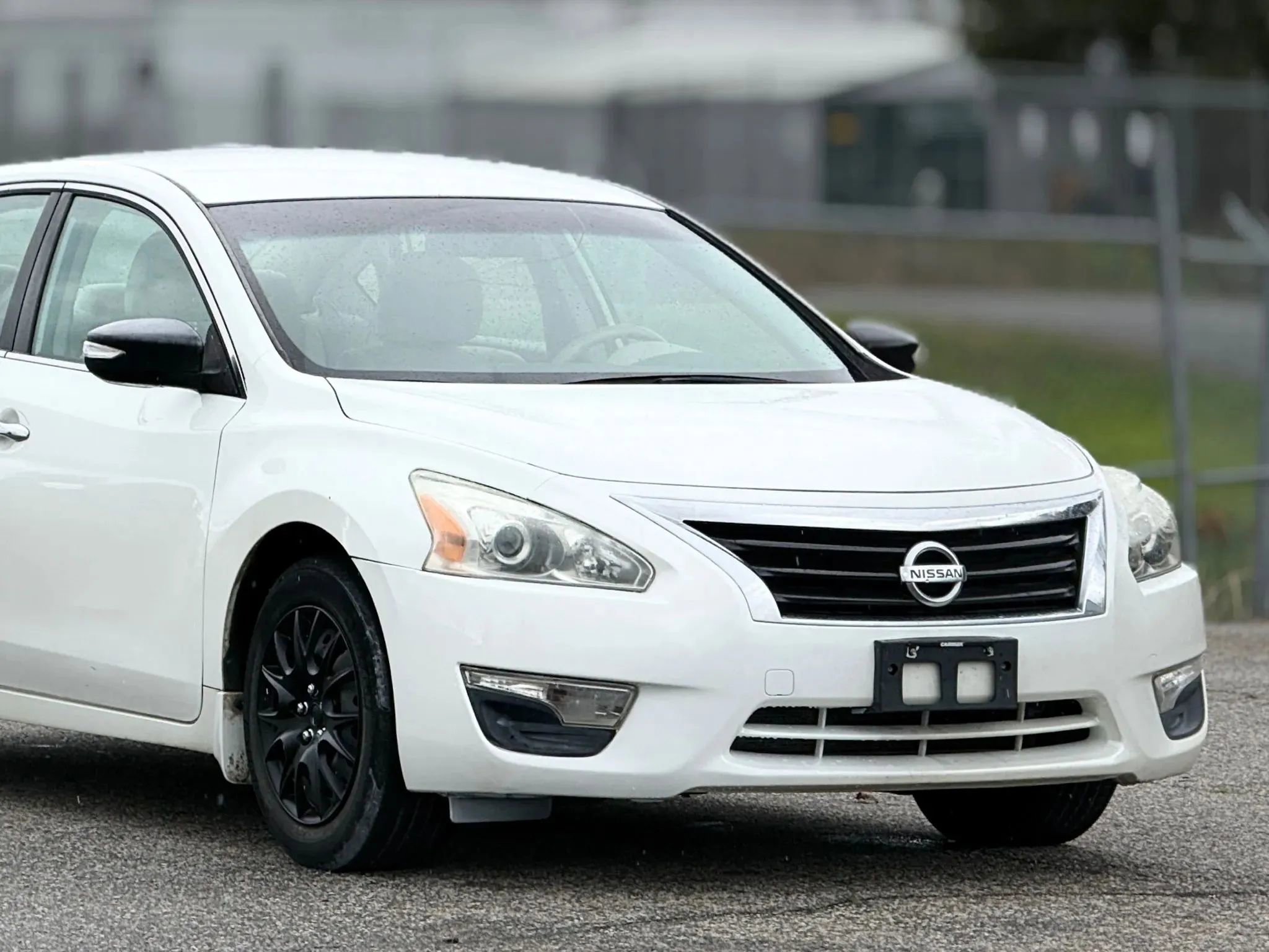 Used 2015 Nissan Altima 2.5 S w/ Power Driver Seat Package FWD image 15