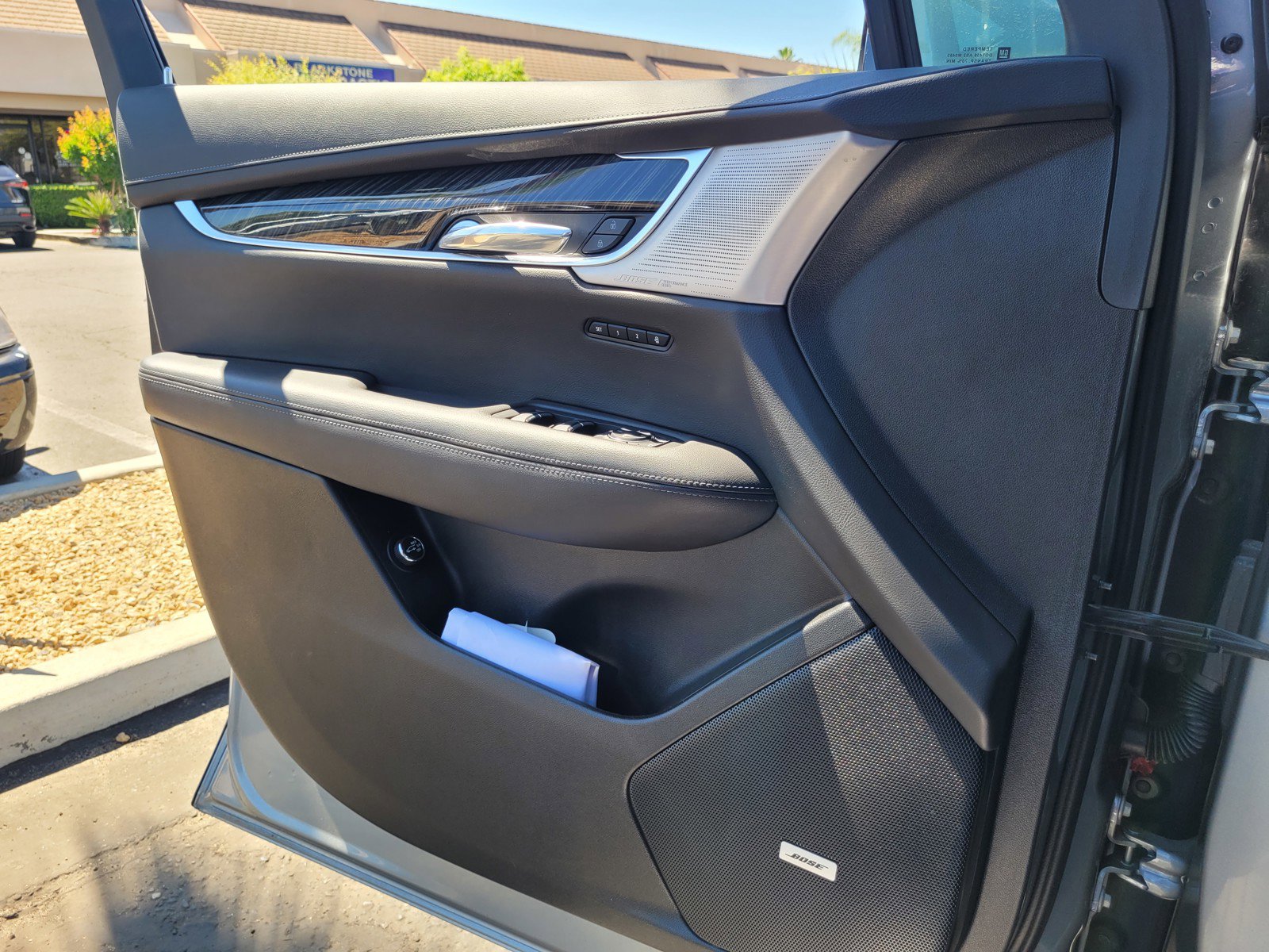 Certified 2025 Cadillac XT6 Premium Luxury image 25