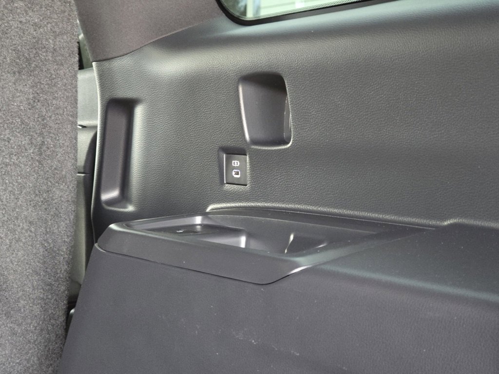 Used 2025 Lexus GX 550 w/ Accessory Package (Z1) image 36