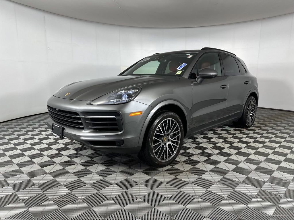 Used 2021 Porsche Cayenne image 4