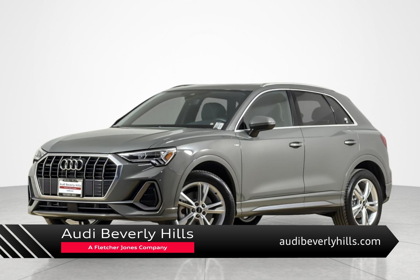 Used 2024 Audi Q3 2.0T Premium AWD/4WD image 1