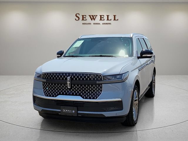 Used 2026 Lincoln Navigator Reserve AWD/4WD image 1