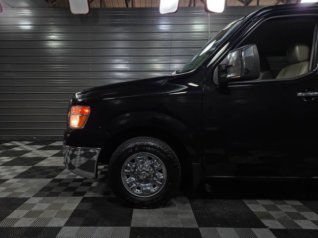 Used 2021 Nissan NV 3500 SL image 33