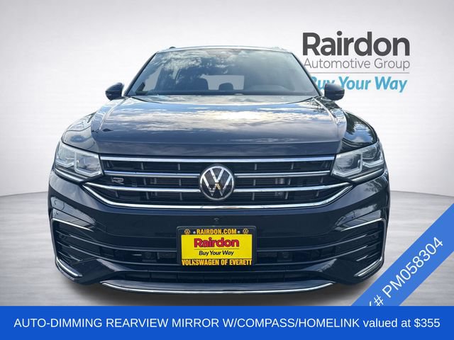 Used 2023 Volkswagen Tiguan SEL R-Line AWD/4WD image 2