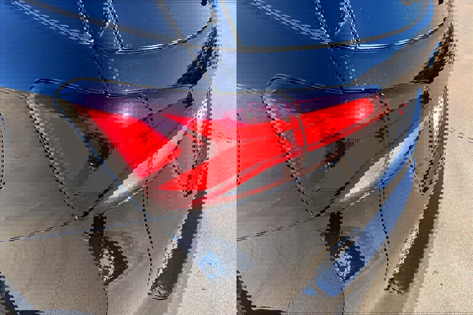 Used 2023 Chevrolet Equinox Premier image 27