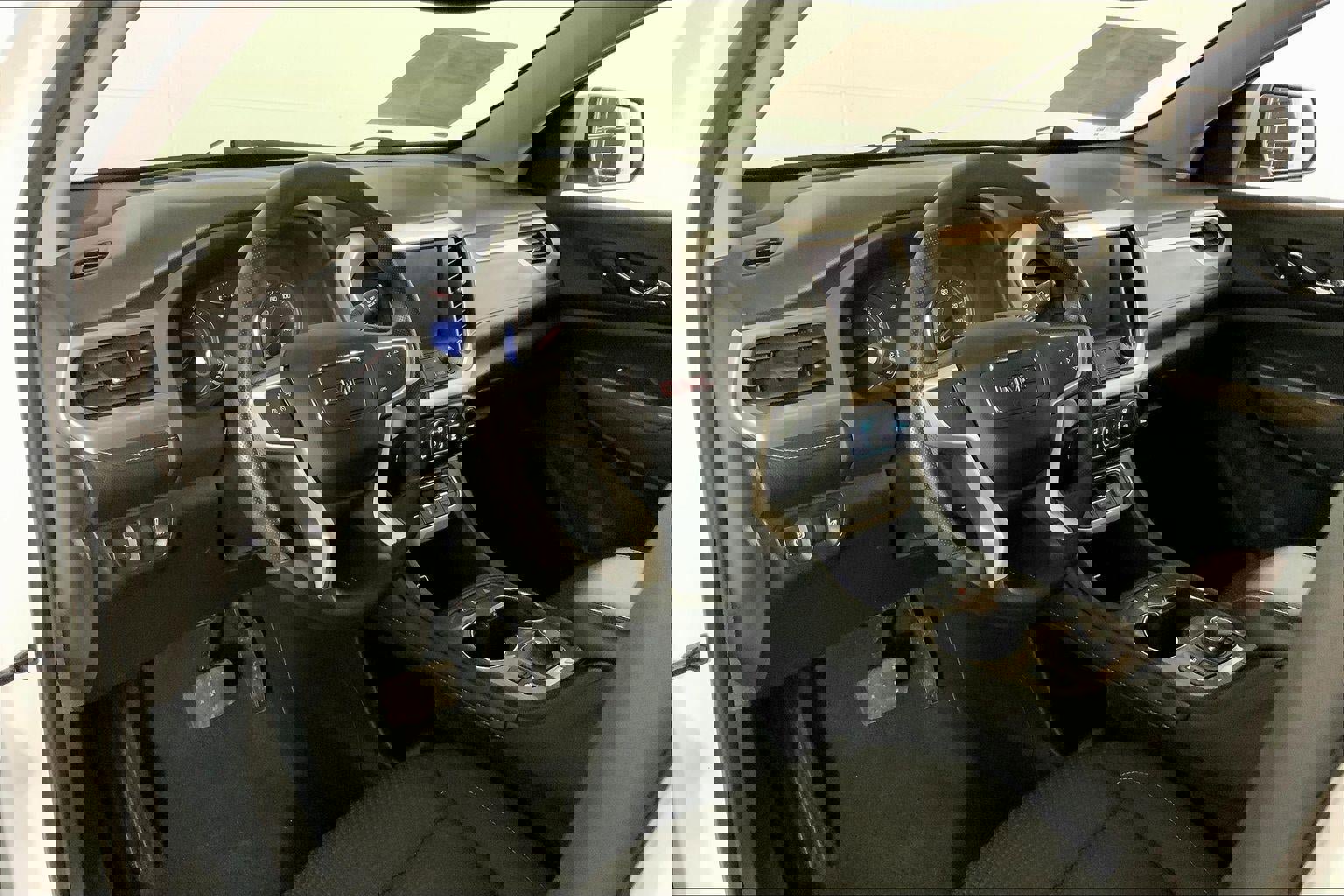 Used 2023 GMC Acadia SLE w/ Driver Convenience Package image 14