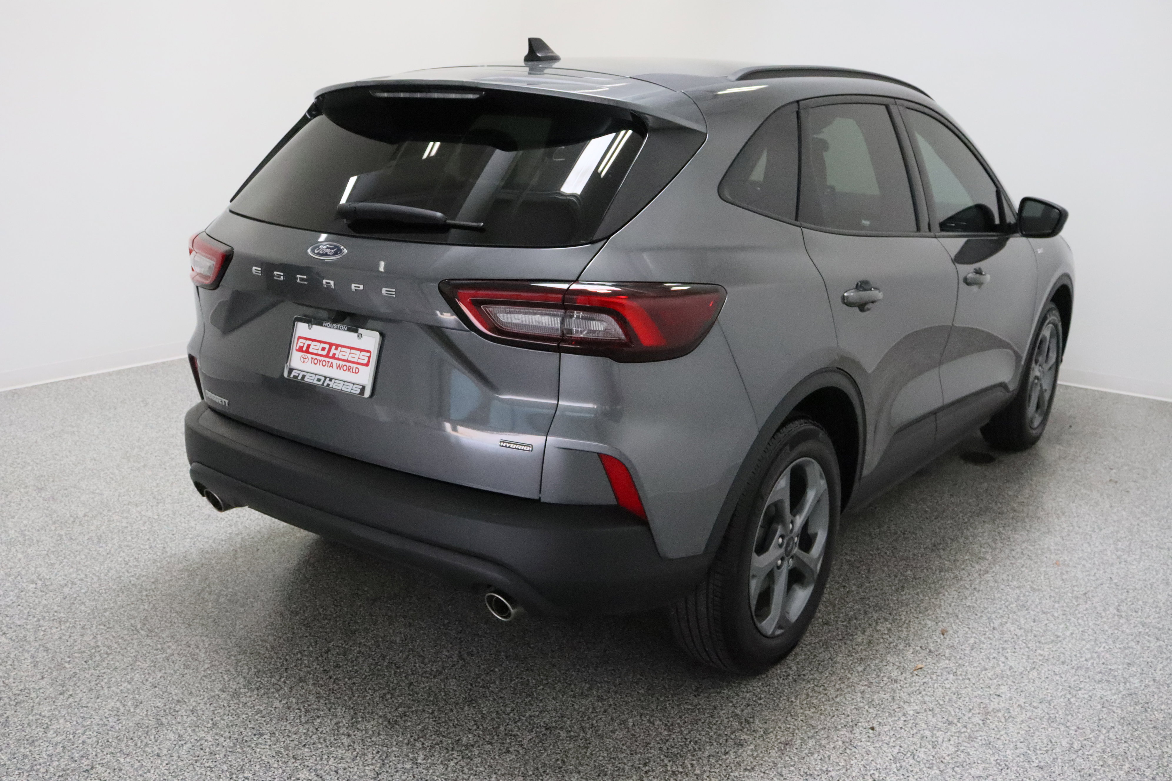 Used 2025 Ford Escape ST-Line w/ Equipment Group 301A FWD image 7