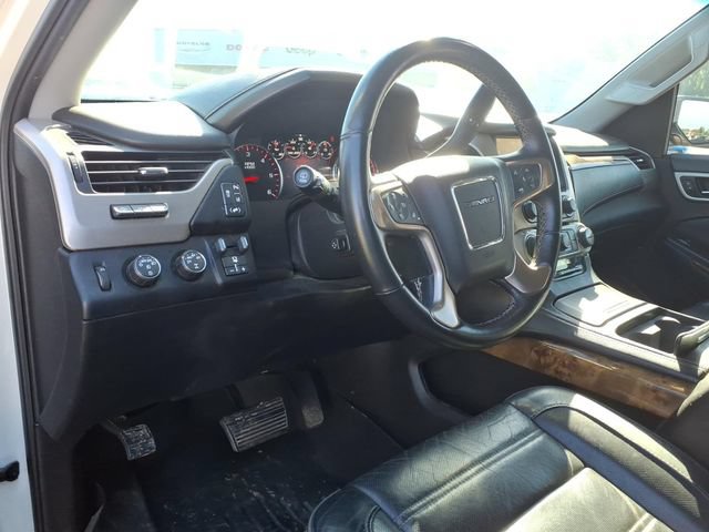 Used 2015 GMC Yukon XL Denali w/ Touring Package AWD/4WD image 14