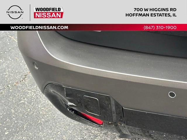Certified 2025 Nissan Kicks SR w/ SR Premium Package AWD/4WD image 13
