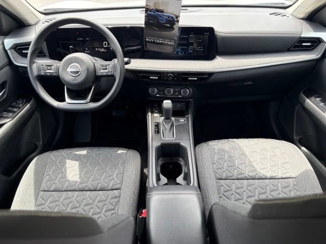 Certified 2025 Nissan Kicks SV AWD/4WD image 30