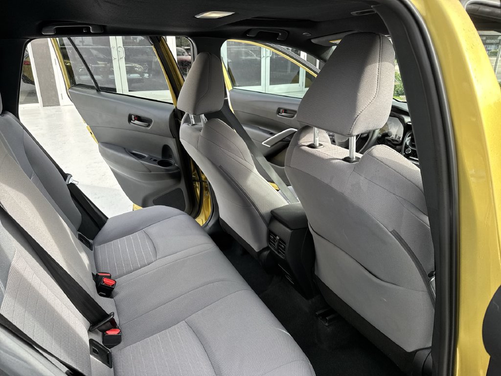 Used 2023 Toyota Corolla Cross AWD Hybrid w/ Moonroof Package image 33