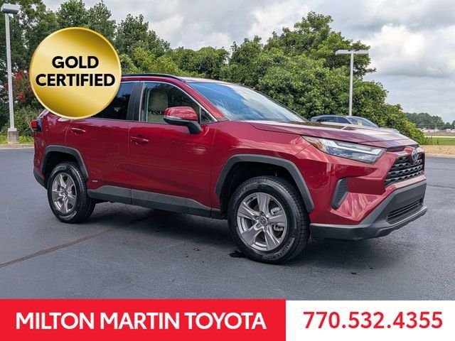 Used 2022 Toyota RAV4 XLE AWD/4WD image 2